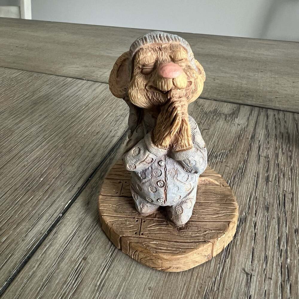 Vintage 1992 Frumps Mouse Peter “Small PrayerII”D&D Studio Made In USA